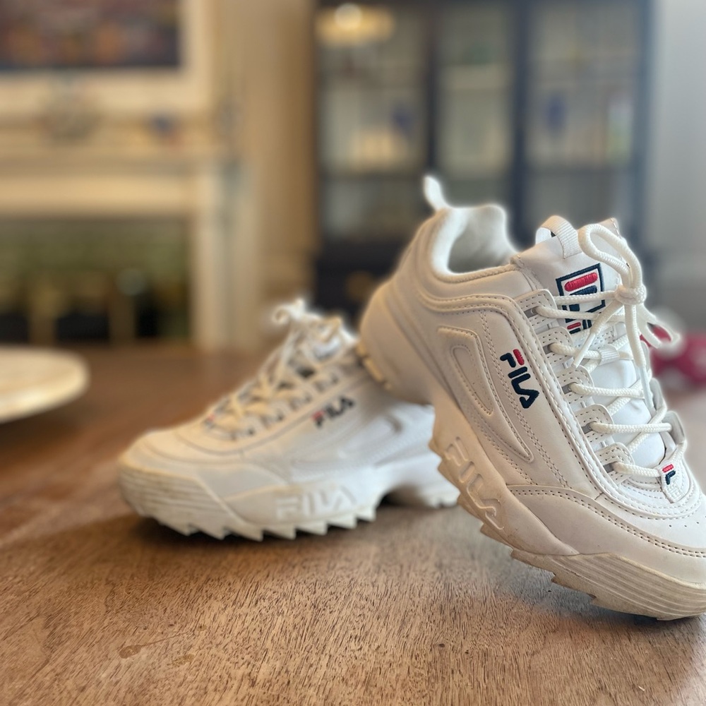 White Fila sneakers. Girls size 4 (big kids) great condition.